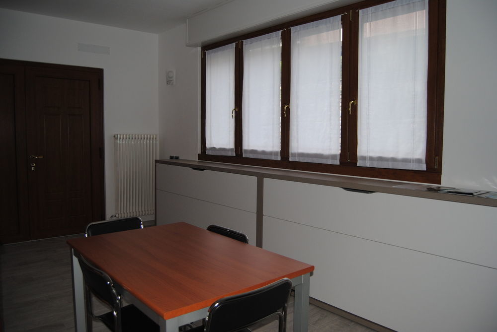B&B Sosta Sul Lago レッツェノ エクステリア 写真